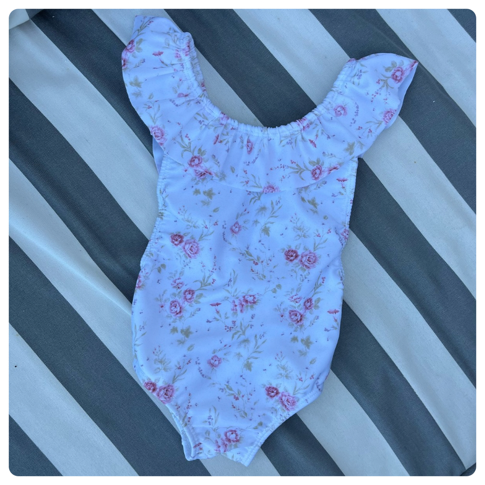Traje de baño Brillantina blanco rositas