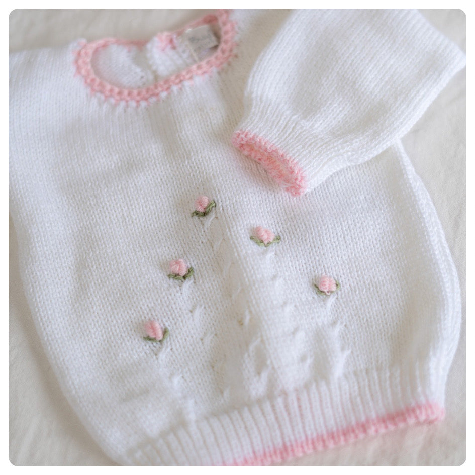 Conjunto hilo blanco y rosado