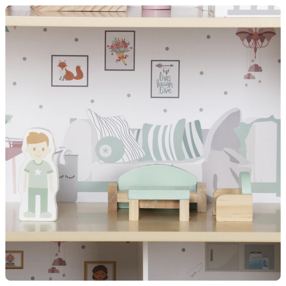 Casita de muñecas de madera