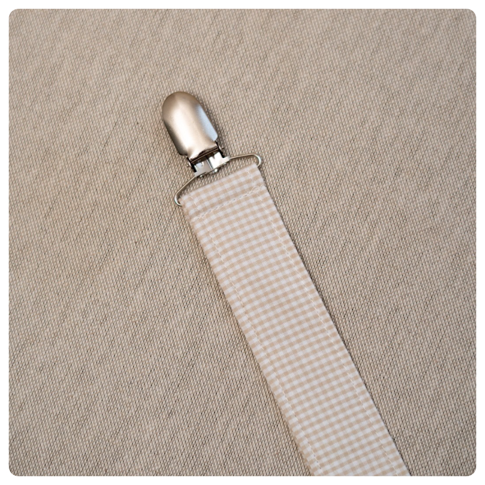 Portachupetes Vichy beige