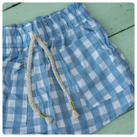 Short lino cuadros celestes