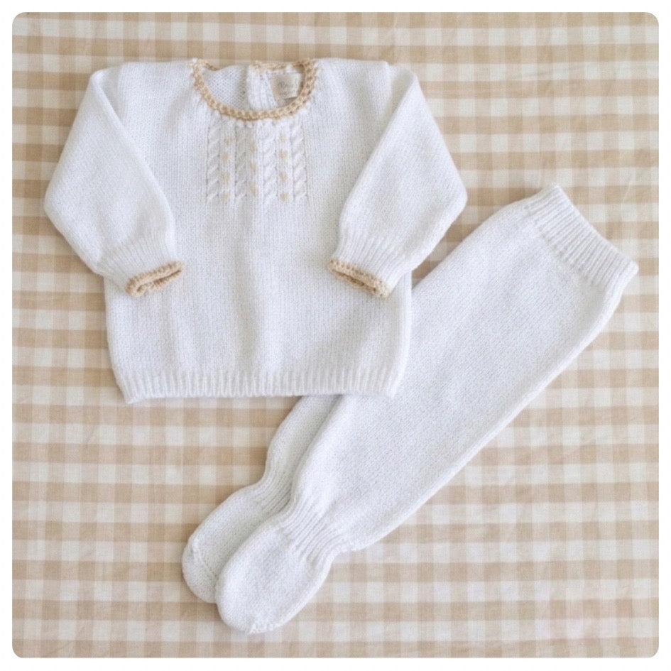 Conjunto dralon blanco y beige
