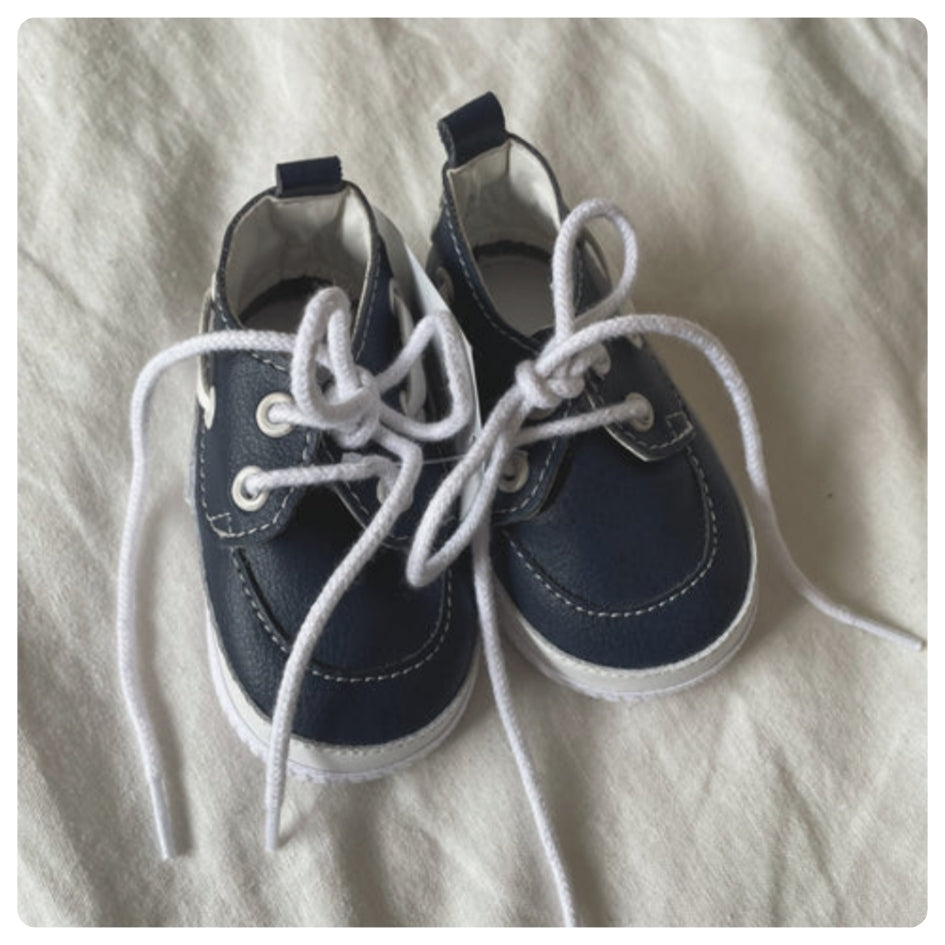 Zapatitos náuticos azules