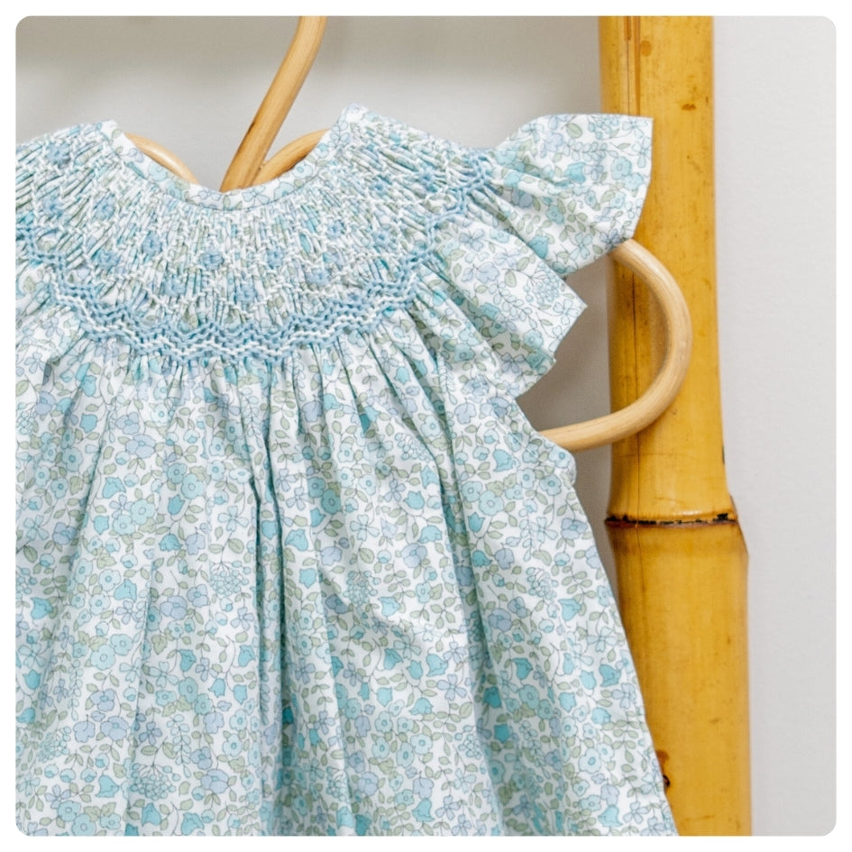Vestido smock flores menta con bombachudo