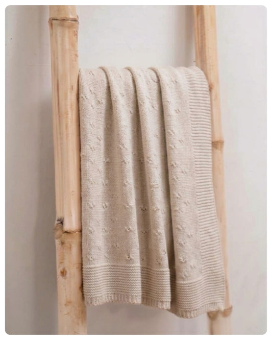 Rebozo hilo o dralon puntitos beige