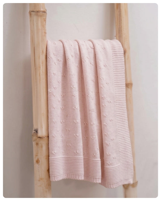 Rebozo hilo o dralon puntitos rosado