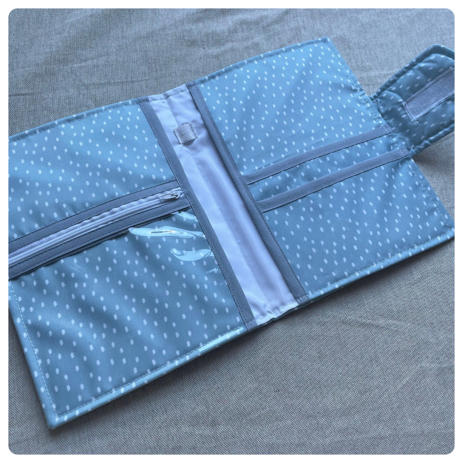 Porta carnet pediátrico Puntitos