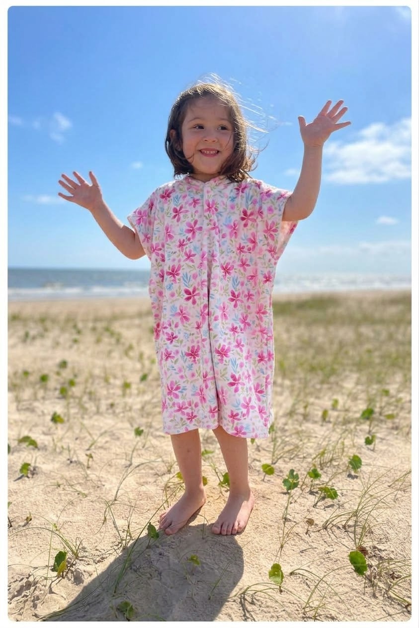 Poncho Pink Flowers