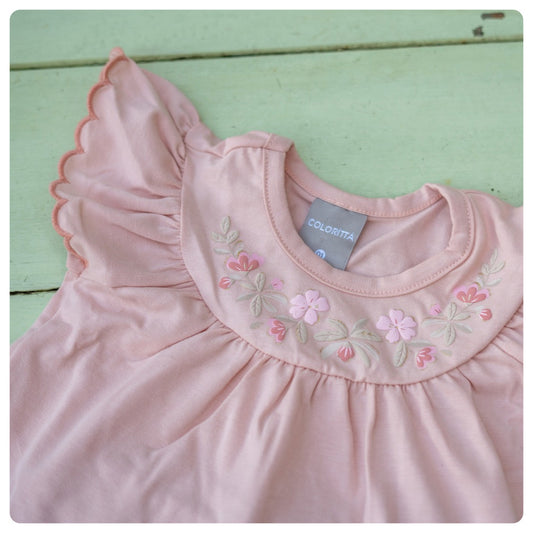 Remera algodón rosada con flores