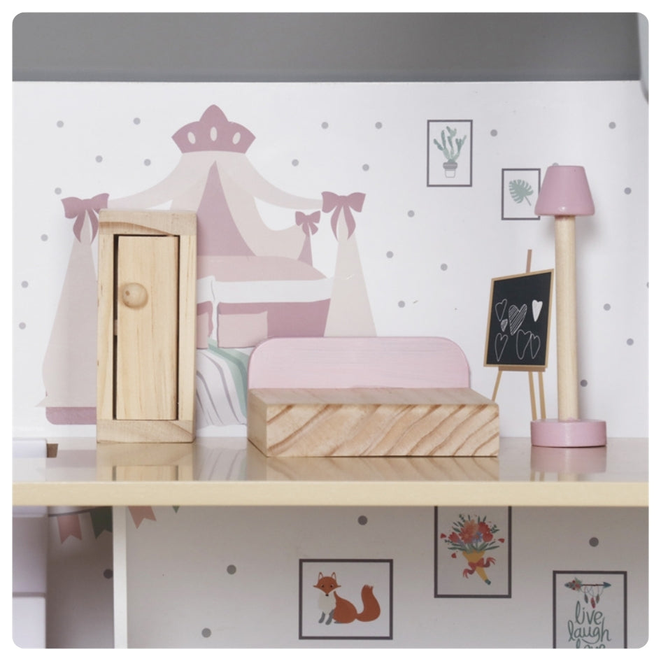 Casita de muñecas de madera