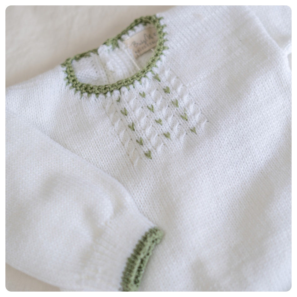 Conjunto hilo blanco y verde