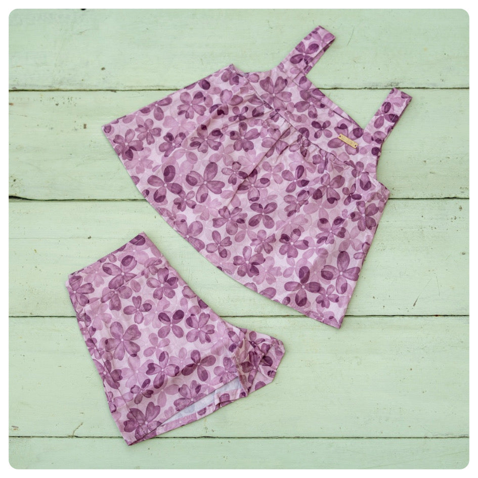 Conjunto flores violetas