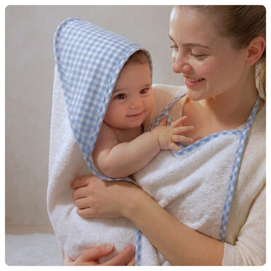 Toallón con sistema agarre Vichy celeste