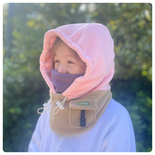 Gorro con cuellito rosado y beige