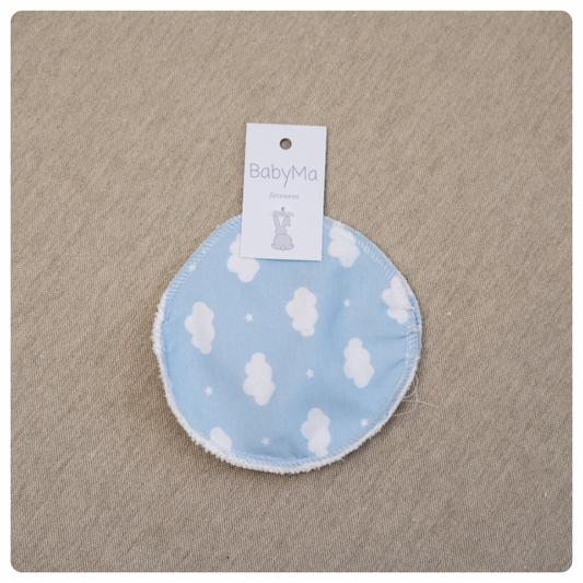 Set 2 protectores mamarios reutilizables nubes