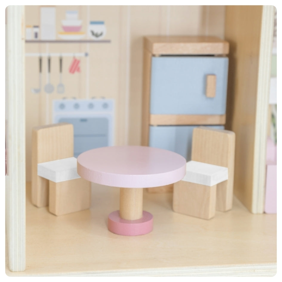 Casita de muñecas de madera