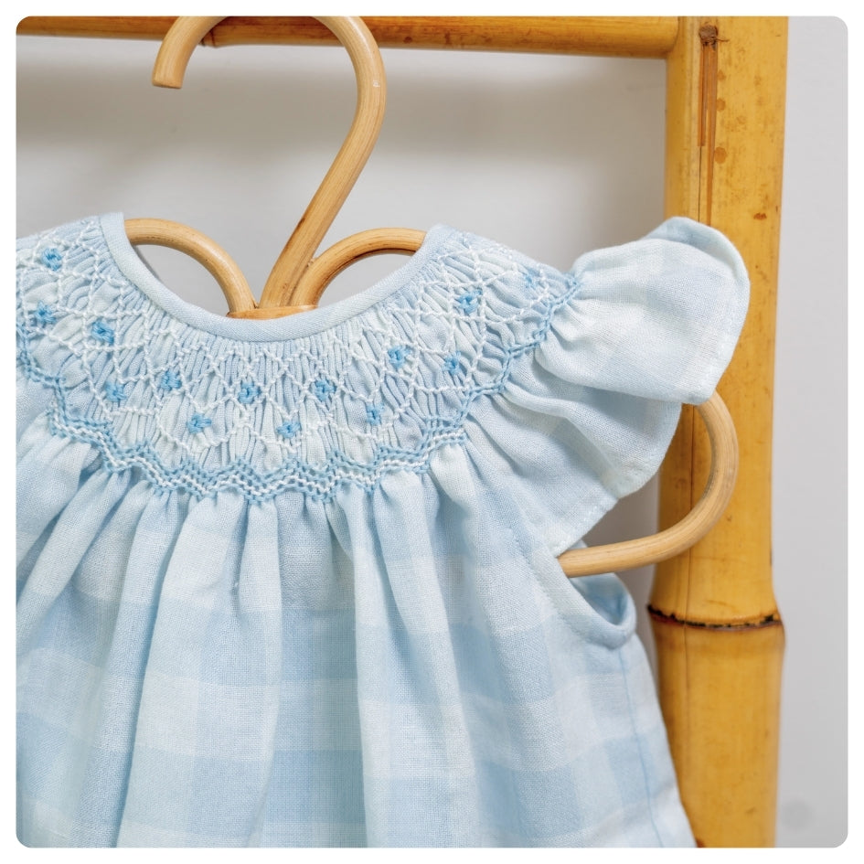 Vestido smock Vichy celeste con bombachudo