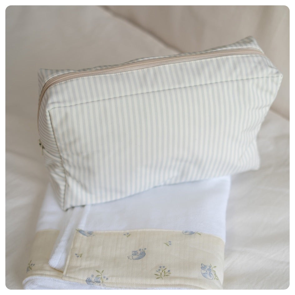 Neceser Clarita rayas celestes