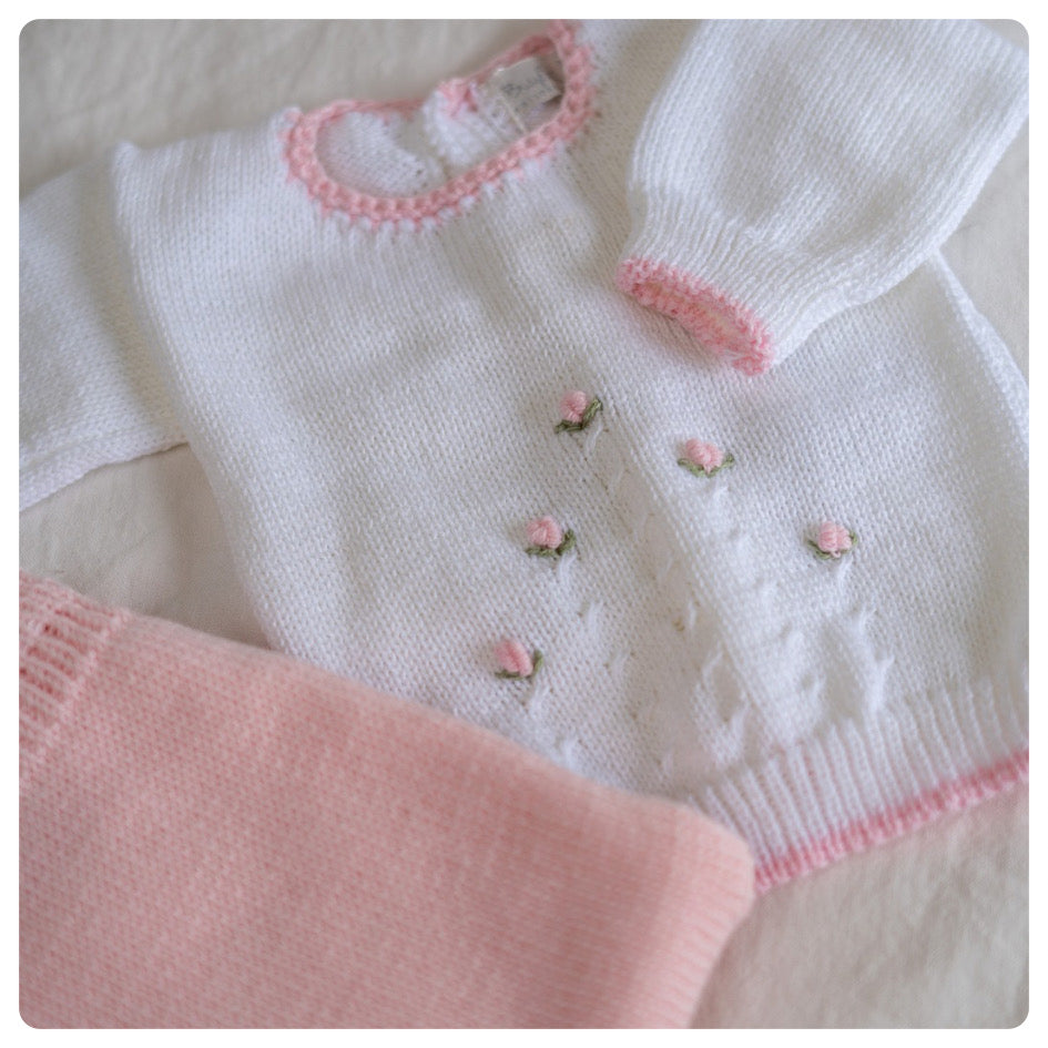 Conjunto hilo blanco y rosado