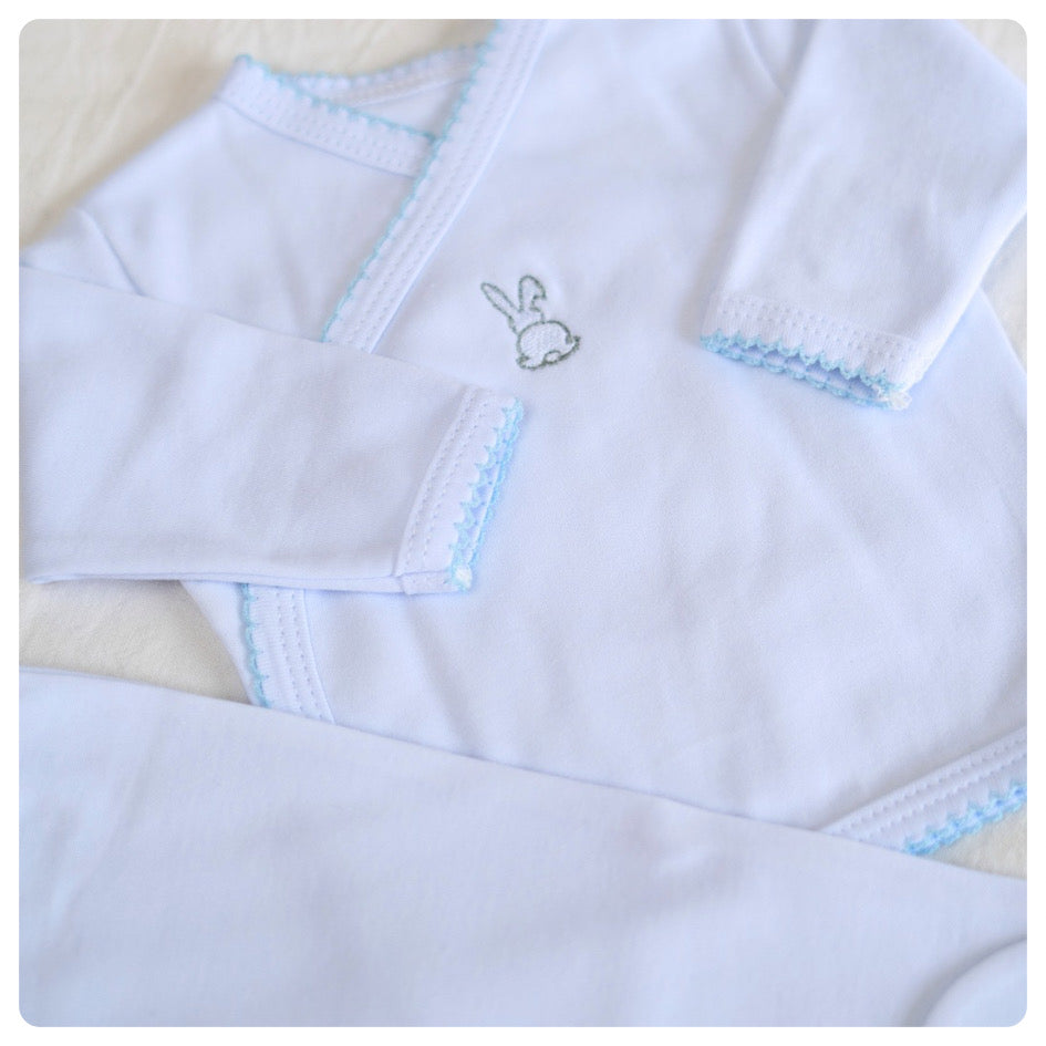 Conjunto algodón orgánico blanco picot celeste 4 piezas