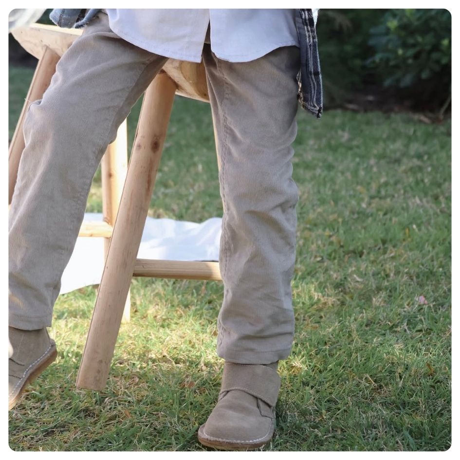 Pantalón pana beige