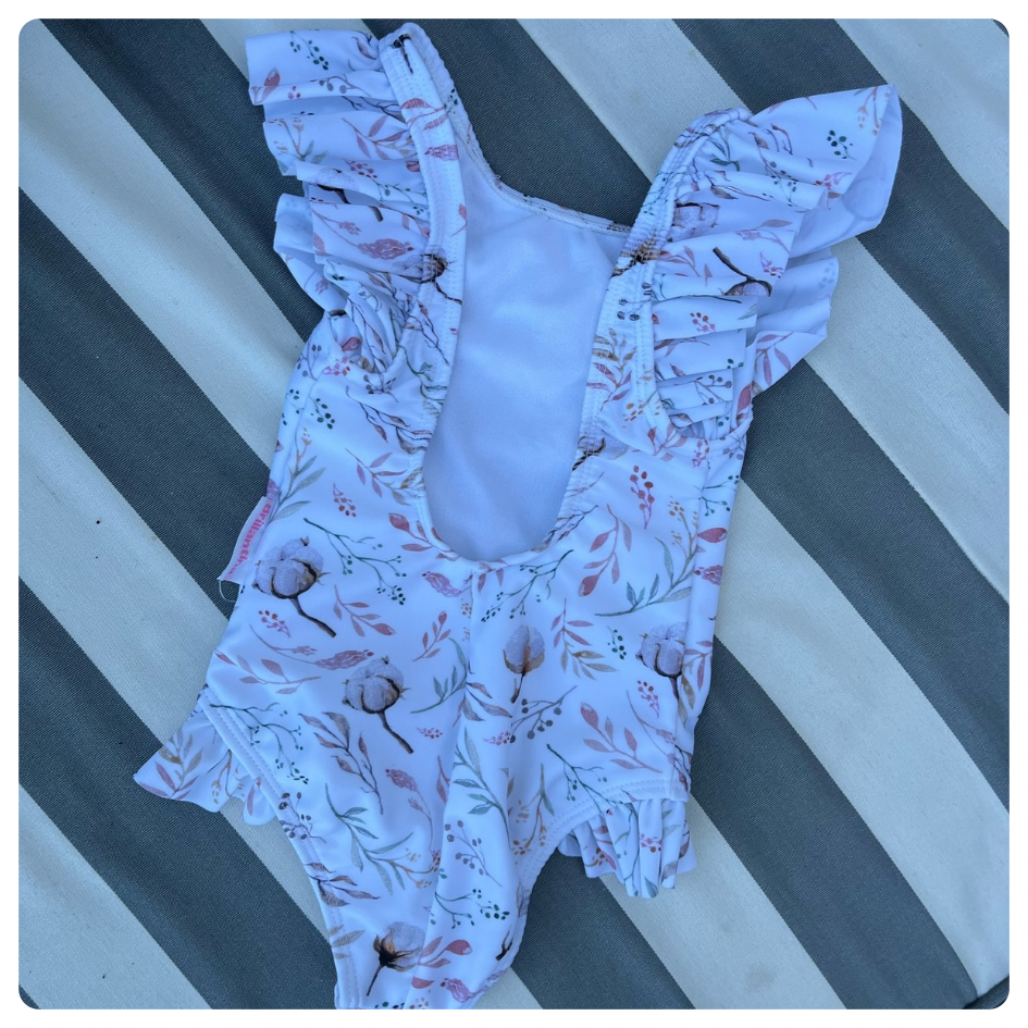 Traje de baño Brillantina blanco ramitas rosa